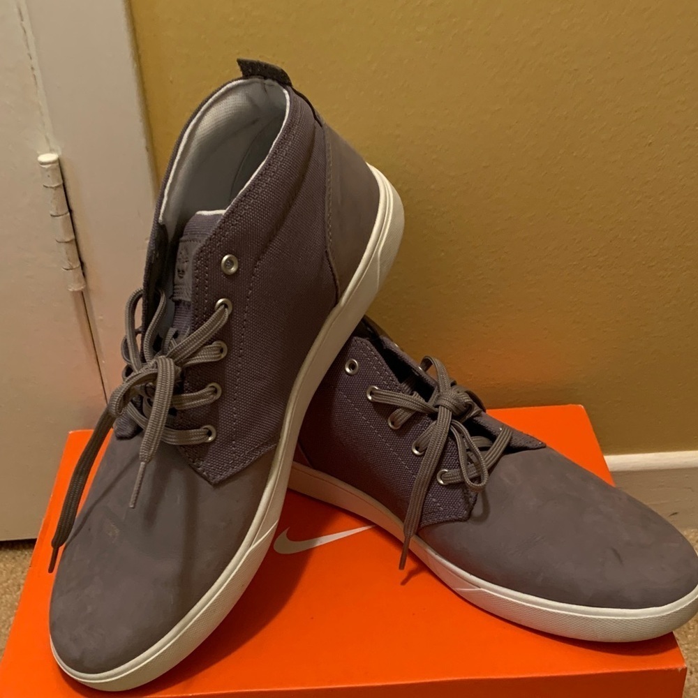 TIMBERLAND MEN'S GROVETON MEDIUM GREY NUBUCK